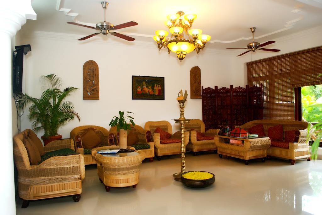 Chakra Ayurvedic Resort โกวาลัม ภายนอก รูปภาพ