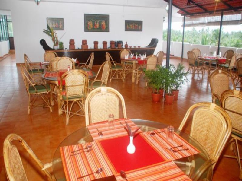 Chakra Ayurvedic Resort โกวาลัม ภายนอก รูปภาพ