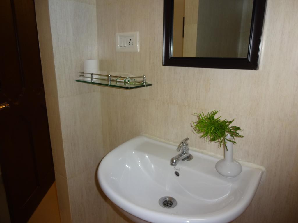 Chakra Ayurvedic Resort โกวาลัม ภายนอก รูปภาพ