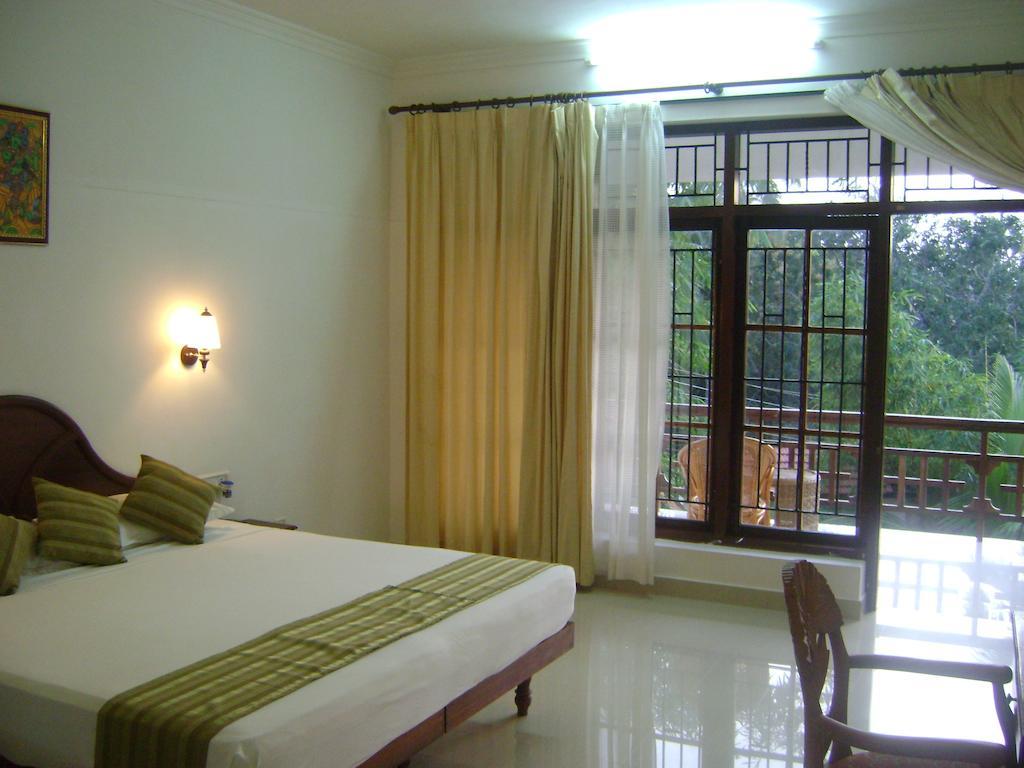 Chakra Ayurvedic Resort โกวาลัม ห้อง รูปภาพ